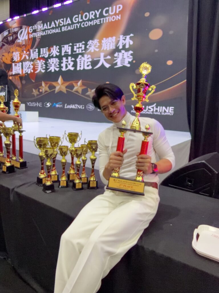 ภาพผลงานรางวัลแชมป์สักปากและแกรนด์แชมป์เปี้ยนจากการแข่งขันในประเทศมาเลเซีย 2026